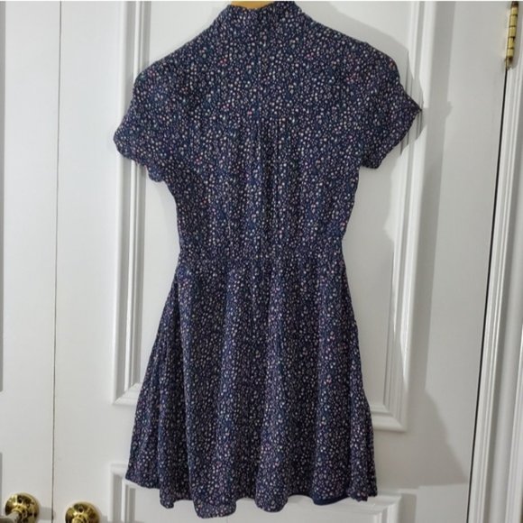 MONTEAU Los Angeles- Vintage Style Collar Button Down Dress - Picture 3 of 12
